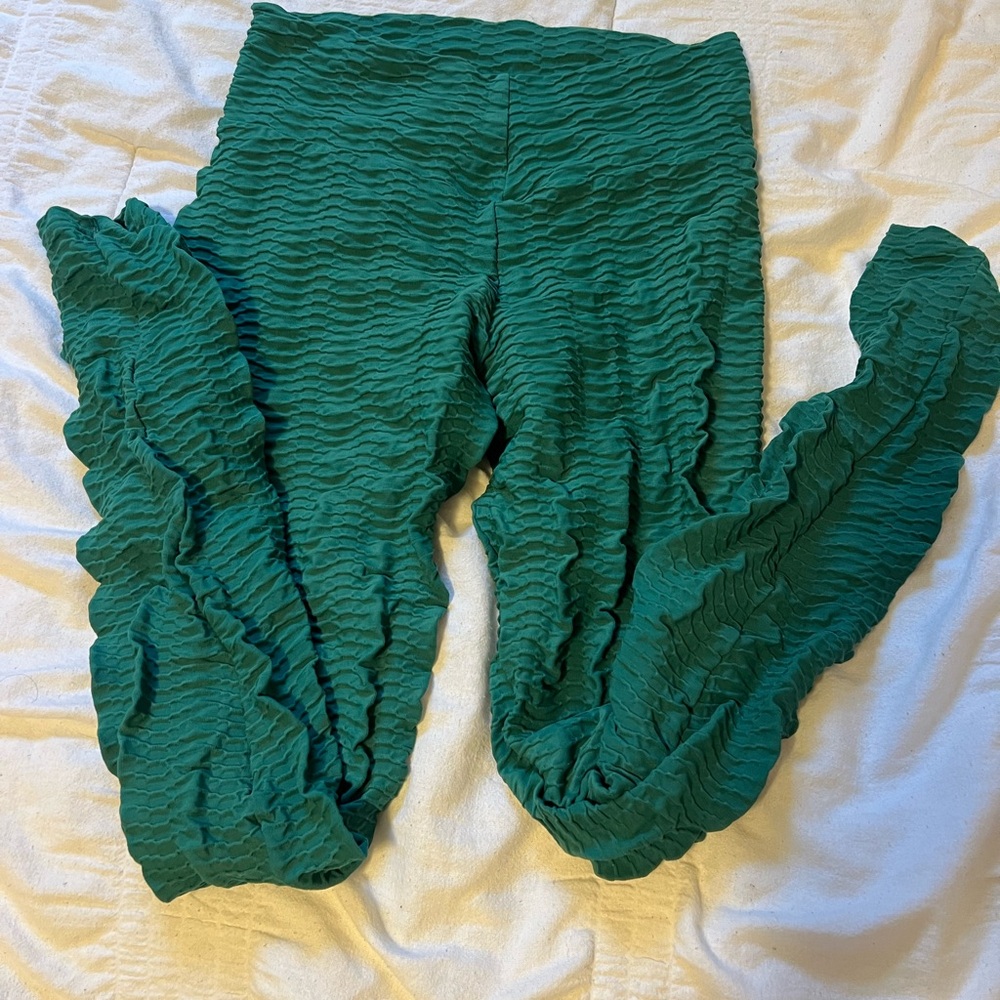 Booty by Brabants Green Textured Leggings